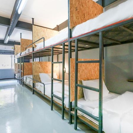 Oyo 823 Oliver'S Hostel (Adults Only) Ban Khlong Nang Li Bagian luar foto